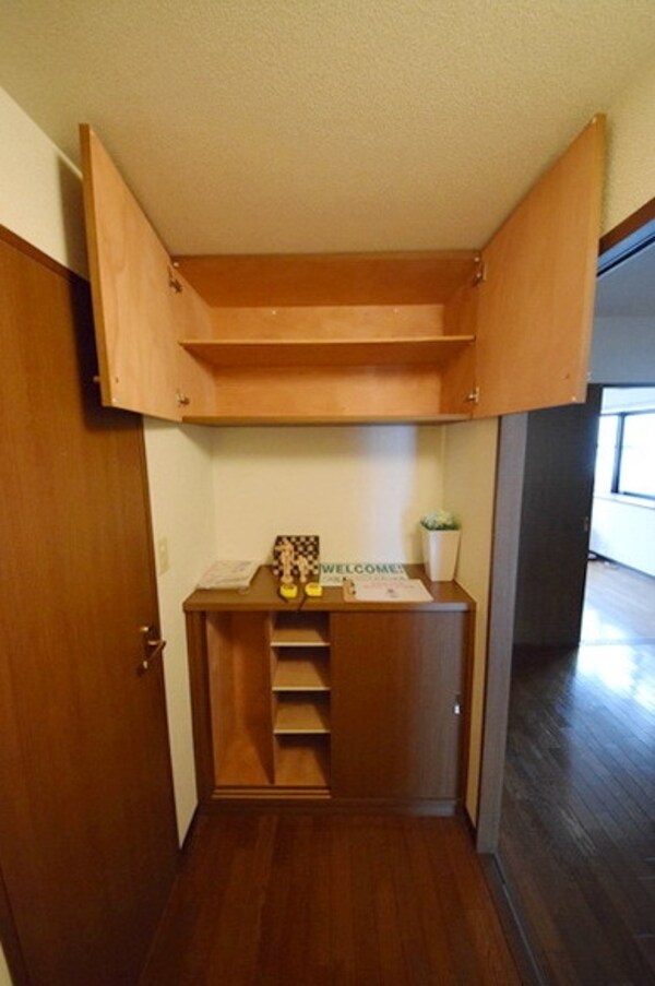 玄関(★お部屋探しはタウンハウジング高幡不動店まで★)