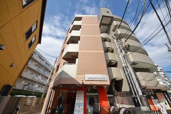 外観(★駅徒歩１分で便利な立地★)