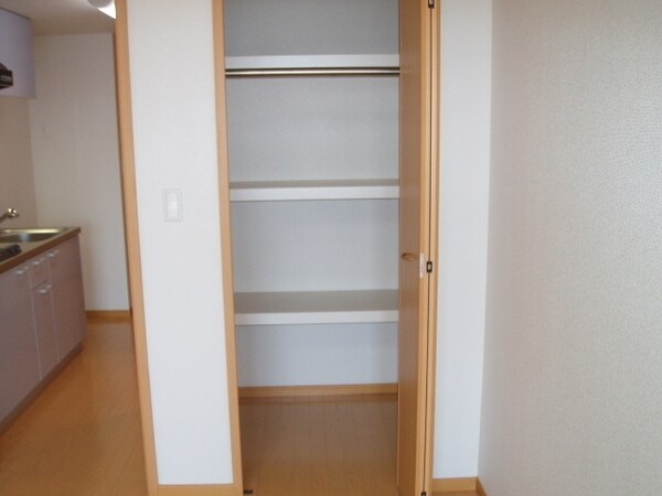設備(☆奥行きあるクローゼット☆)