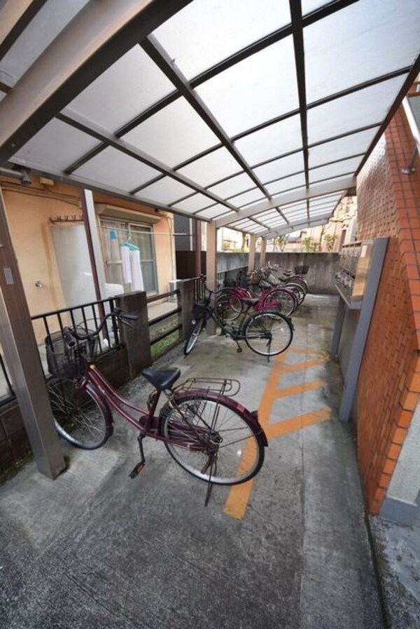 共有部分(★バス・トイレ別★南向きです★国領駅から徒歩3分★)