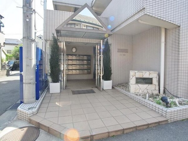 エントランス(♪広々したエントランス♪)