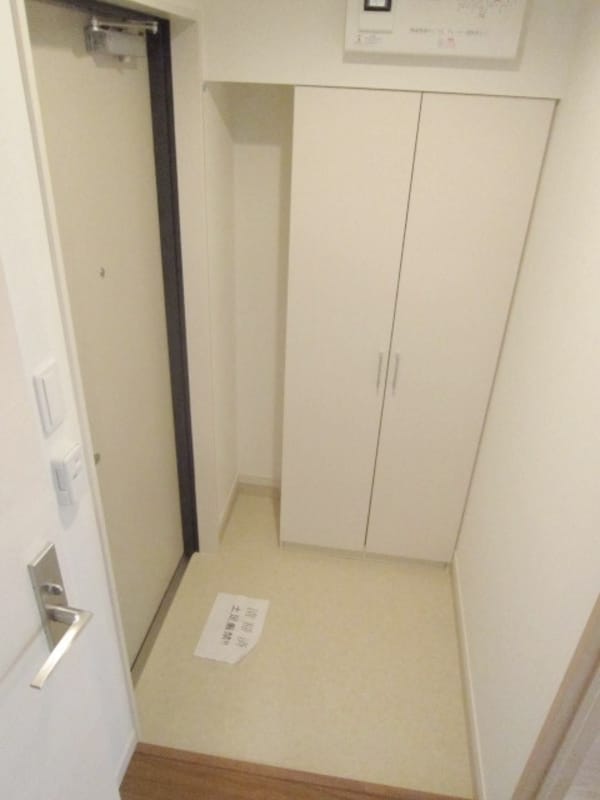 玄関(★お問い合わせはタウンハウジングまで★)