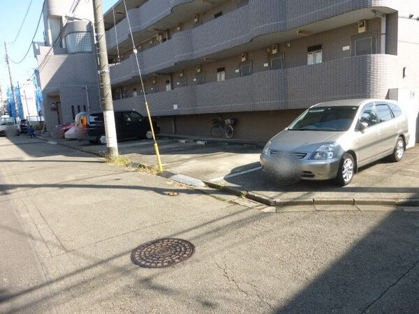 駐車場(★駐車場★)