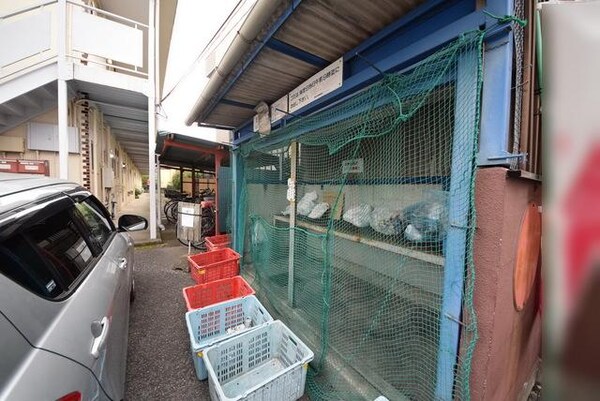 共有部分(★マンション専用のごみ置き場です★)
