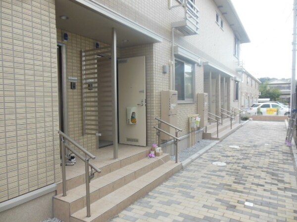 エントランス(★お部屋探しは、タウンハウジング多摩センター店へ★)