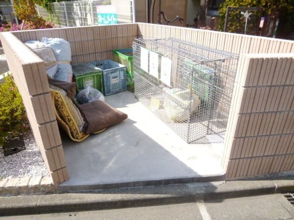 共有部分(★ゴミ置き場です★)