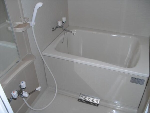 バス／シャワールーム等(※別部屋参考写真※)