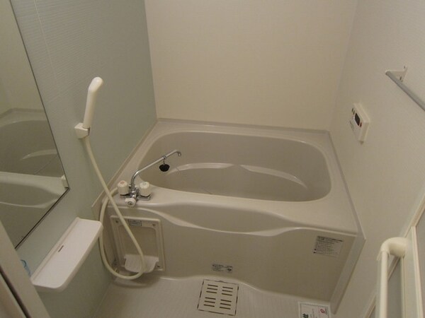 バス／シャワールーム等(別号室参考写真)