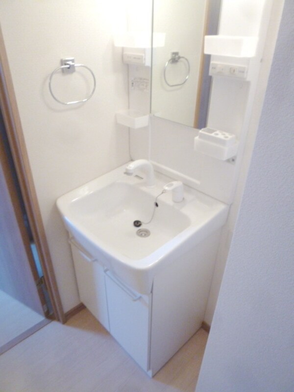 洗面(★お部屋探しは株式会社タウンハウジング東京まで★)