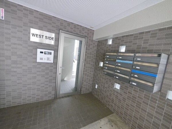 エントランス(★お部屋探しは株式会社タウンハウジング東京まで★)