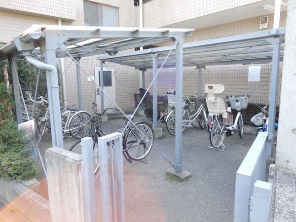 共有部分(★屋根付き駐輪場スペースです★)