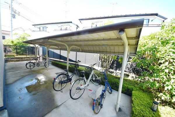 共有部分(★屋根つきの駐輪場です★)