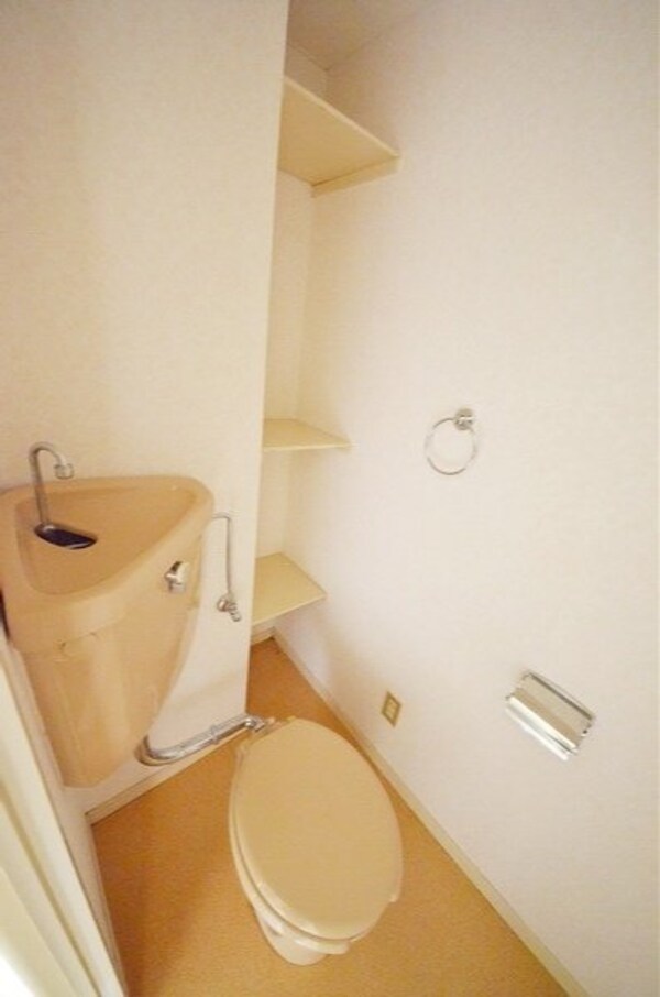 トイレ(室内、室内設備)