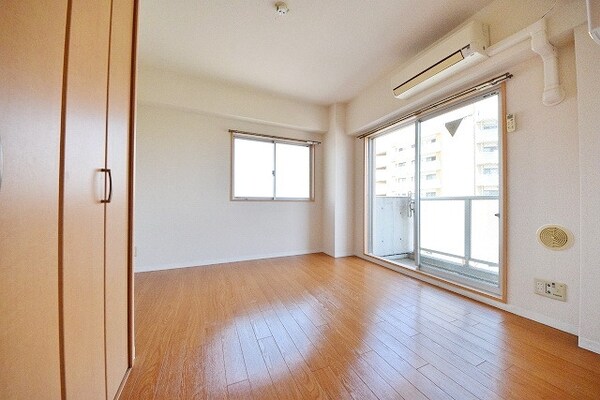 その他室内・内装(★南西向きのお部屋・日当たり良好です★)