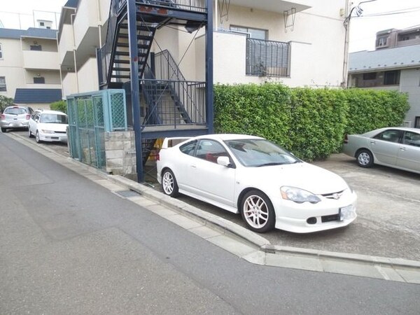 駐車場(★駐車場スペースです★)