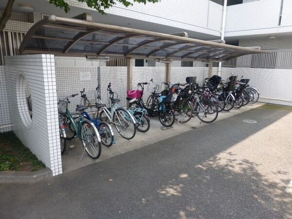 その他(★屋根付きの駐輪場です★)