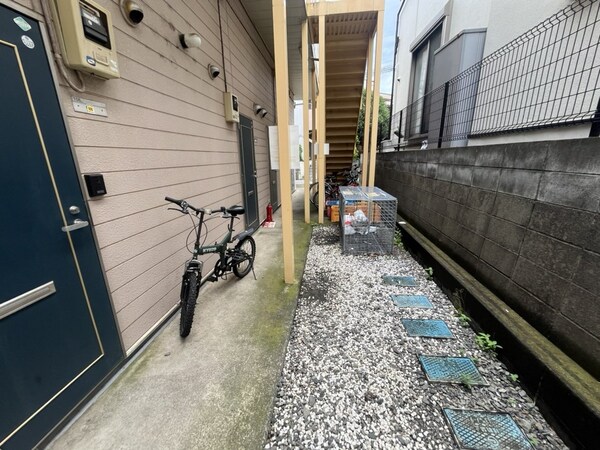 エントランス(★お問い合わせはタウンハウジング仙川店まで★)