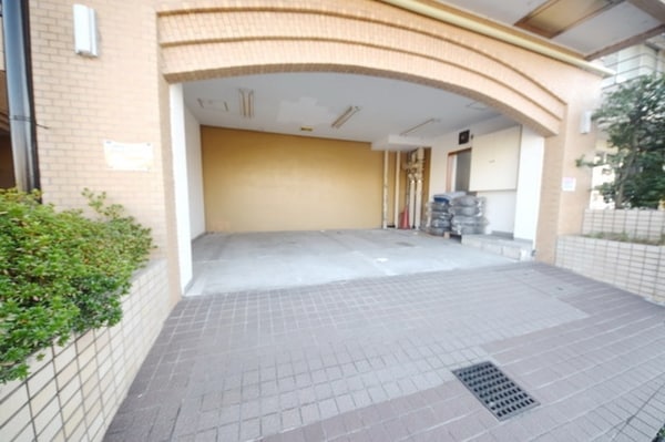 駐車場(★タウンハウジング聖蹟桜ヶ丘店まで★)
