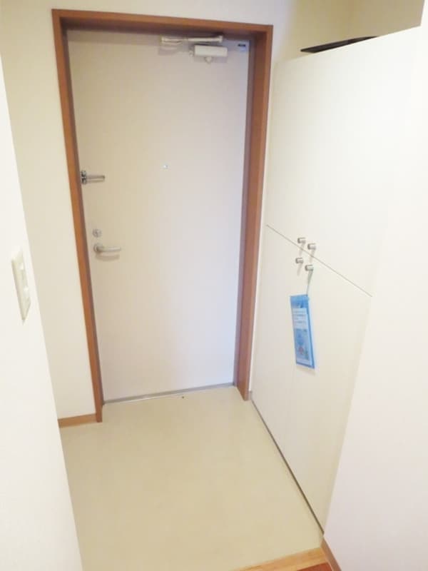 玄関(★お問い合わせはタウンハウジングまで★)