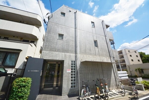 外観(★駅徒歩３分！安心立地★)