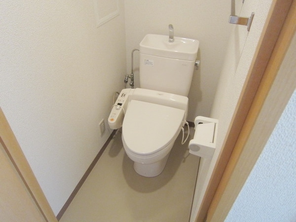 トイレ(★ウォシュレットも付いて嬉しいですね★)