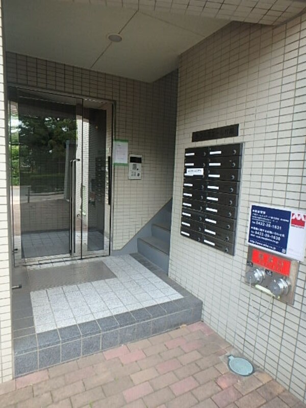エントランス(エントランス)