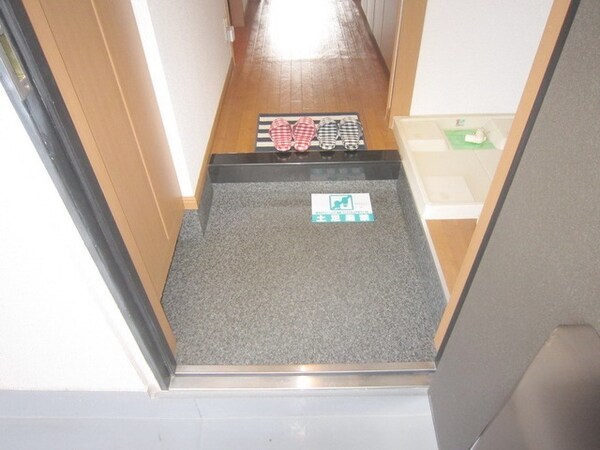 玄関(★お部屋探しはタウンハウジング稲田堤店まで★)