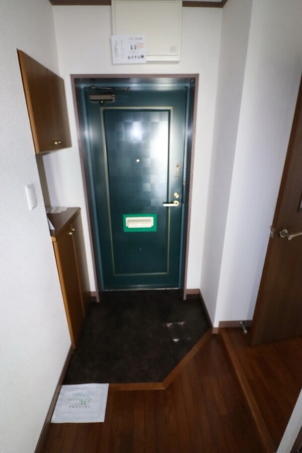 玄関(★他部屋参考写真です★)