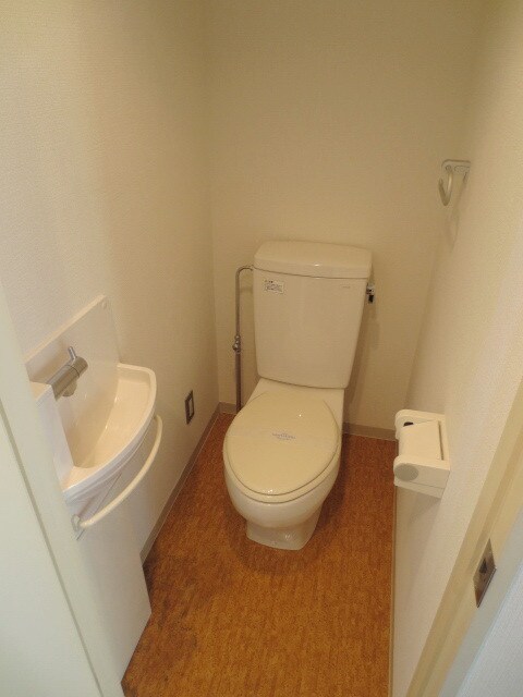 物件内観写真8　(★ほっと一息安らぐトイレ★)