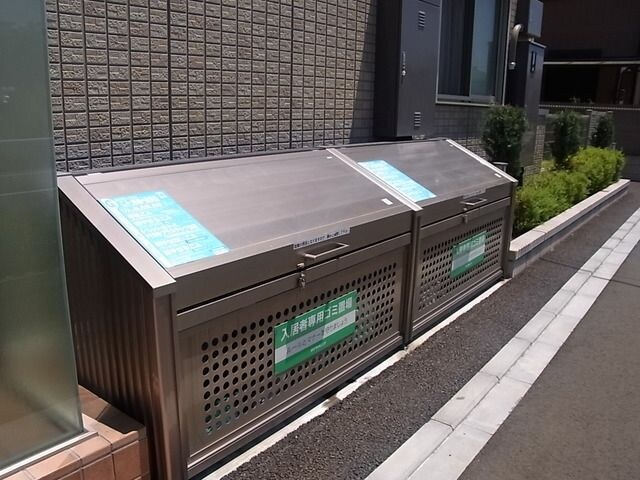 物件内観写真13　(★ゴミ置き場★)