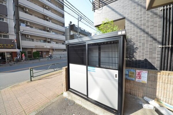 共有部分(♪ゴミ出しはルールとマナーを守りましょう！♪)