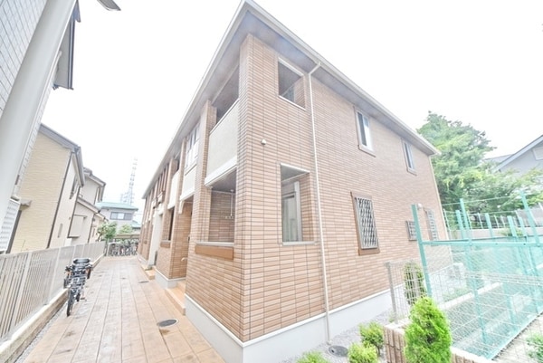 外観(タウンハウジング分倍河原店まで)