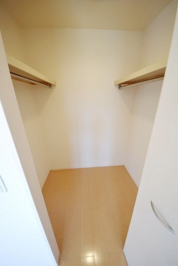 収納(★こっちにもウォークインがあるんです★)