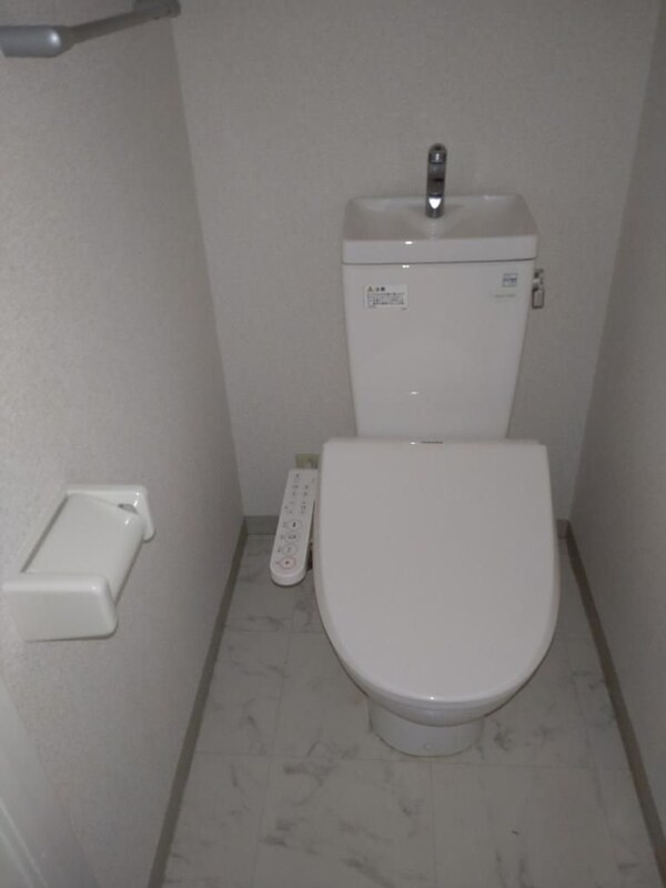 トイレ(トイレ)