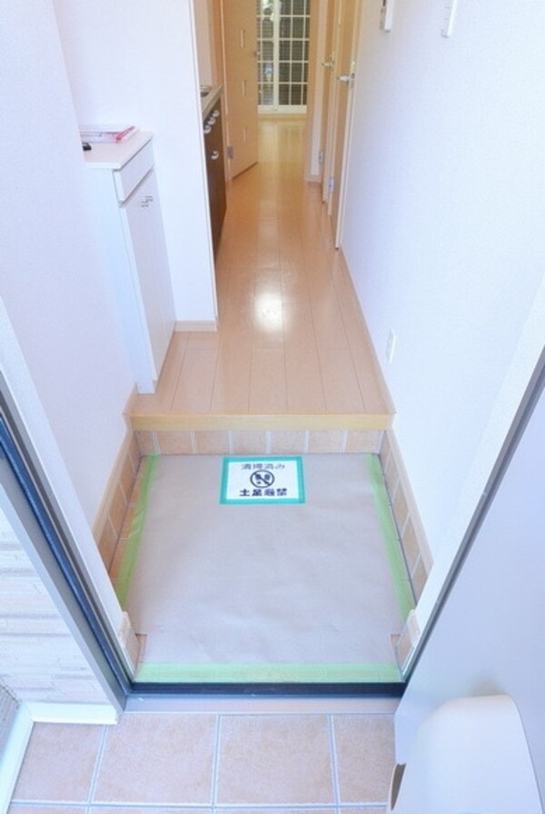 玄関(タウンハウジング聖蹟桜ヶ丘店まで)