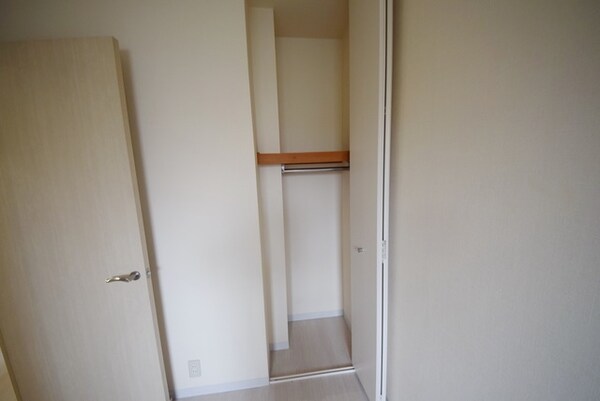 収納(★洋室4.5帖のクローゼットです★)