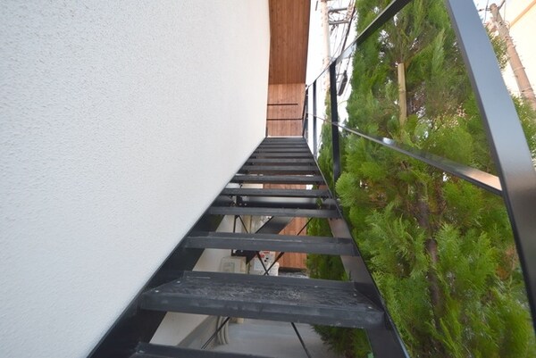 共有部分(外階段)