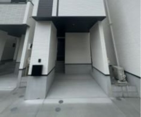 エントランス(★お部屋探しはタウンハウジング稲田堤店まで★)