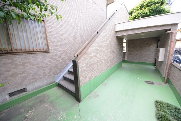 エントランス(外観)