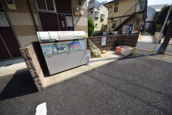 共有部分(★整理されたごみ置き場★)