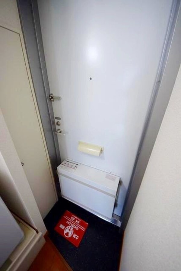 玄関(★靴入れもついてます★)