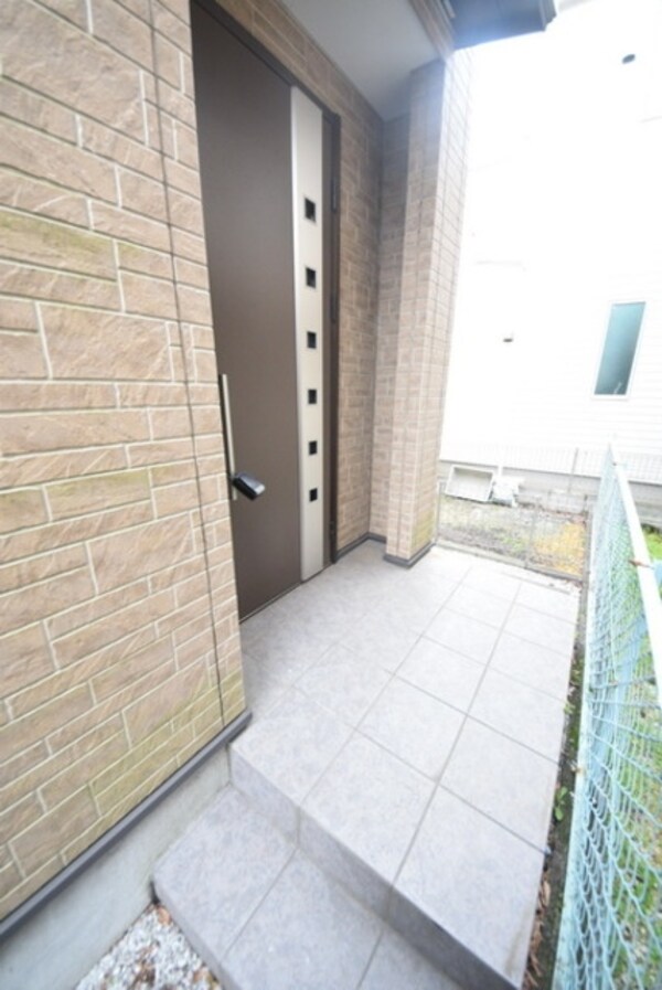 エントランス(★オシャレなエントランスです★)