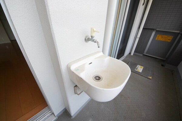 設備(★バルコニーに水道ついてます★)