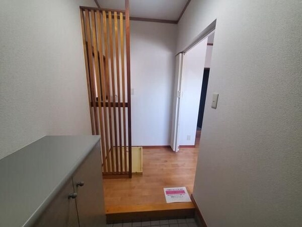 玄関(★お問い合わせはタウンハウジングまで★)