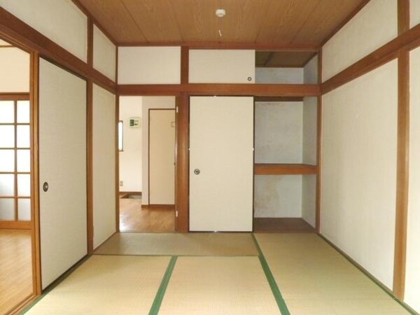 設備(★和室の押入れです★)