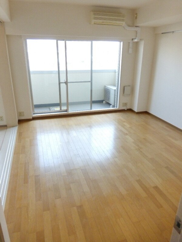 リビング・居室(別部屋参考写真)