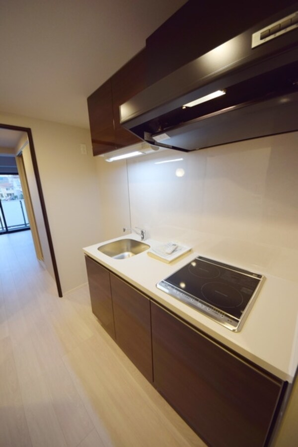 キッチン(★２口ＩＨコンロ付きのキッチンです★)