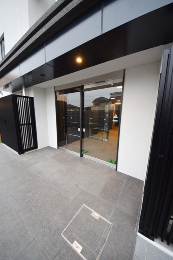 エントランス(外観・共用)