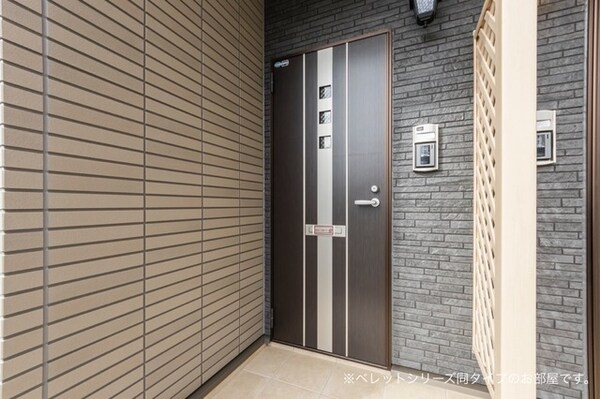 エントランス(★お問い合わせはタウンハウジング聖蹟桜ヶ丘店まで★)