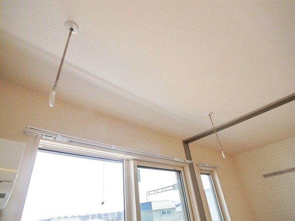 その他(☆雨の日も安心の室内物干し☆)